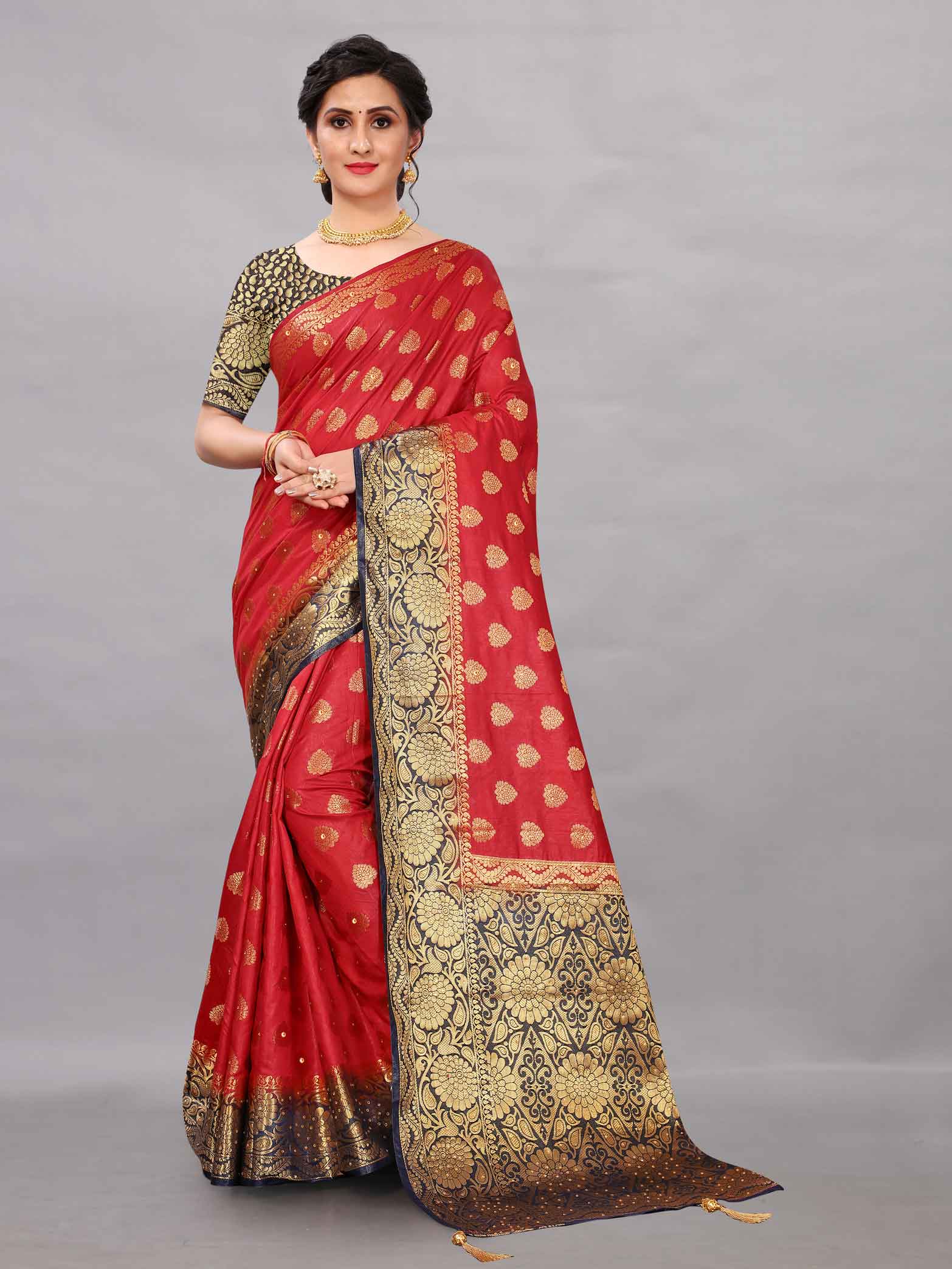 Women's Traditinal Style Stone & Tassels Work Red Kanchipuram Pure Silk Saree