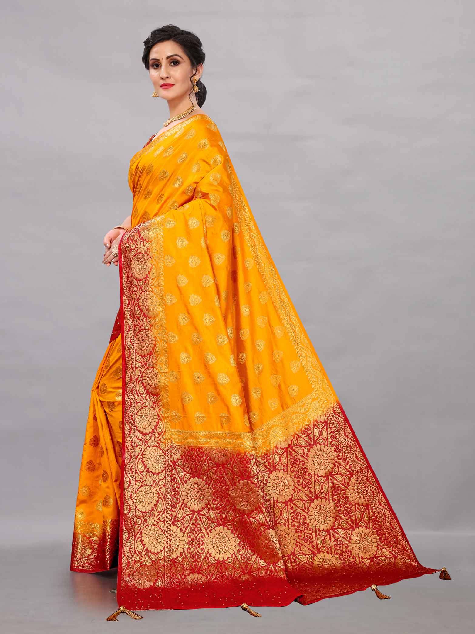 Women's Traditinal Style Stone & Tassels Work Yellow Kanchipuram Pure Silk Saree