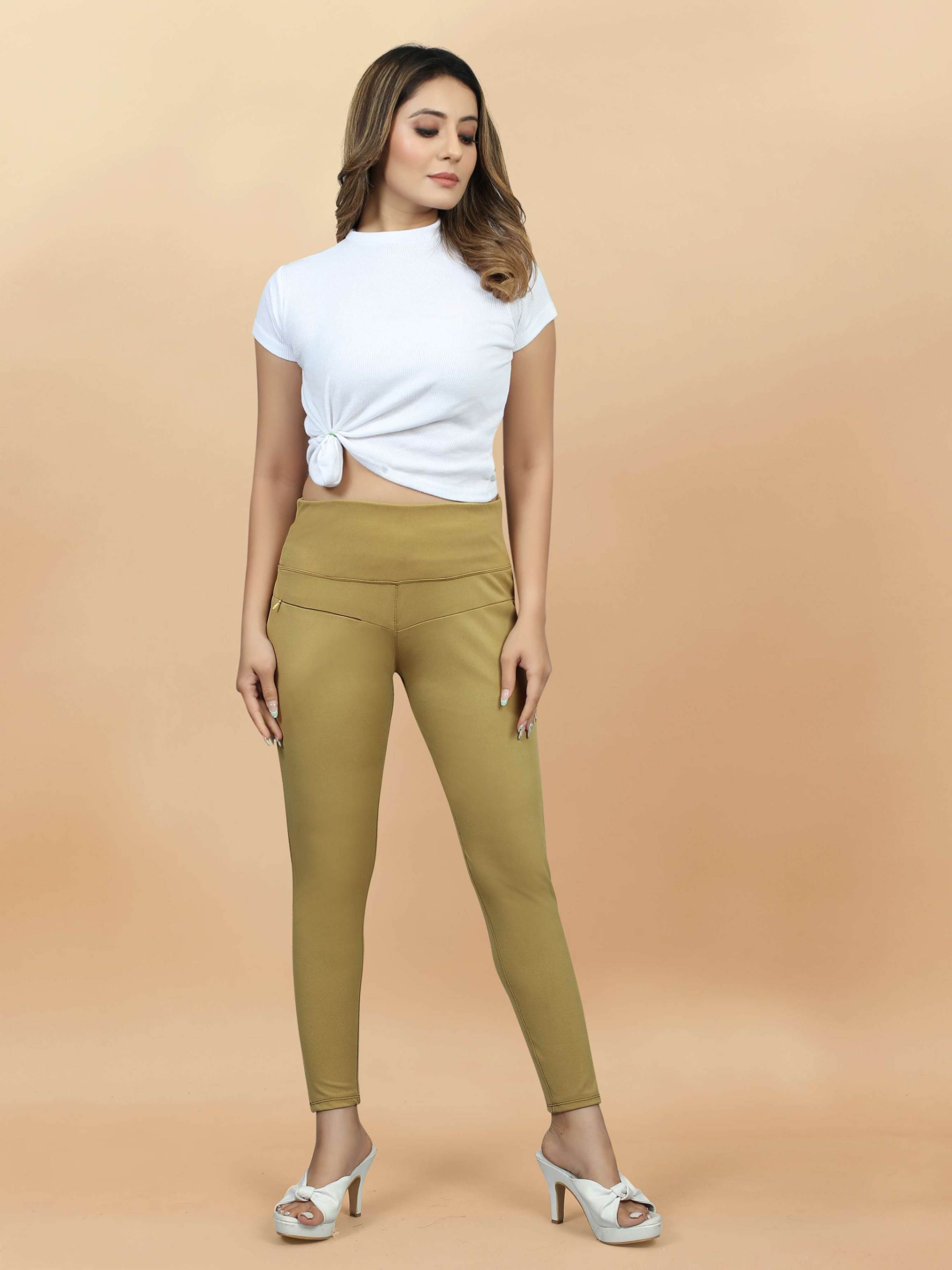 Stylish Modern Women's Jeggings with Front Pocket Detail (Brown)